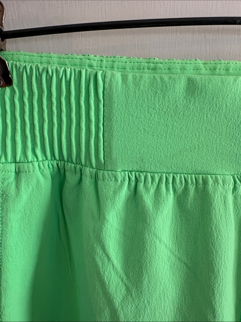 Lululemon bright green stretch woven high waisted wide leg pants Size Small - Picture 3 of 9